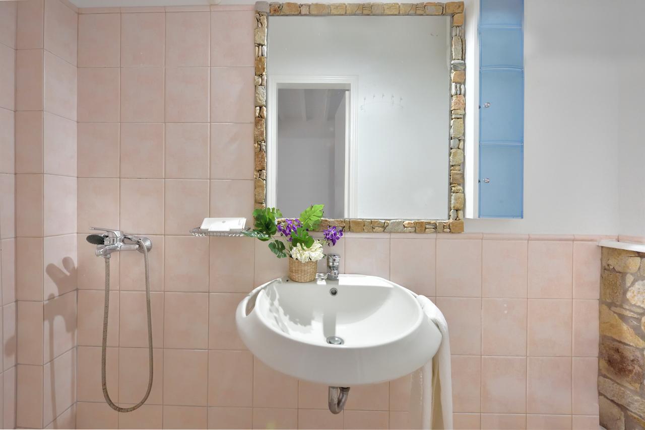 Thea Apartments Elia  エクステリア 写真